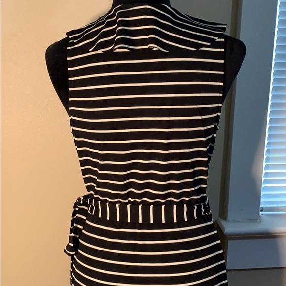 BANANA REPUBLIC black and white striped wrap dress - Picture 6 of 8